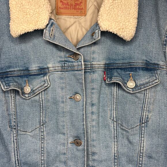 Levi's Denim Trucker Jacket Women's 2X Plus Size Sherpa Quilted Lined Blue Jean - Picture 3 of 10